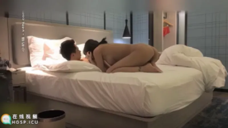 Sung phê với em gái thích làm tình