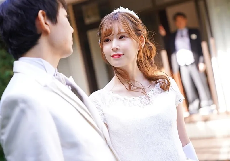 Bố chồng yêu nắc con dâu ngay sau lễ cưới của con trai